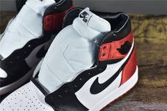 Jordan 1 Retro High 'Satin Black Toe