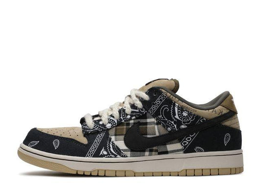 SB Dunk Low 'Travis Scott'