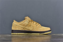 SB Dunk Low Wheat