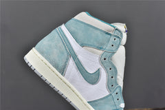 Jordan 1 Retro High OG 'Turbo Green'